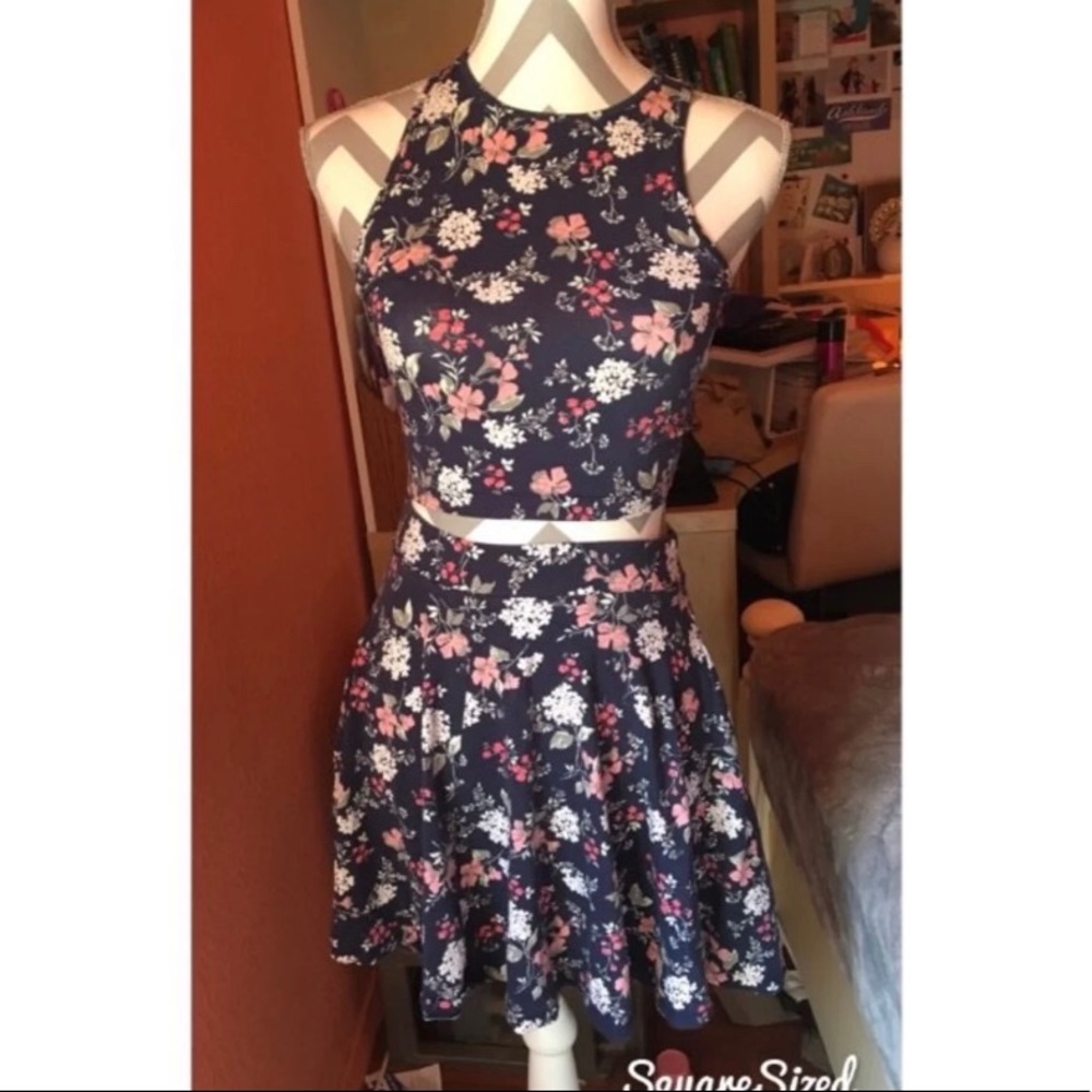 Crop Top skirt set